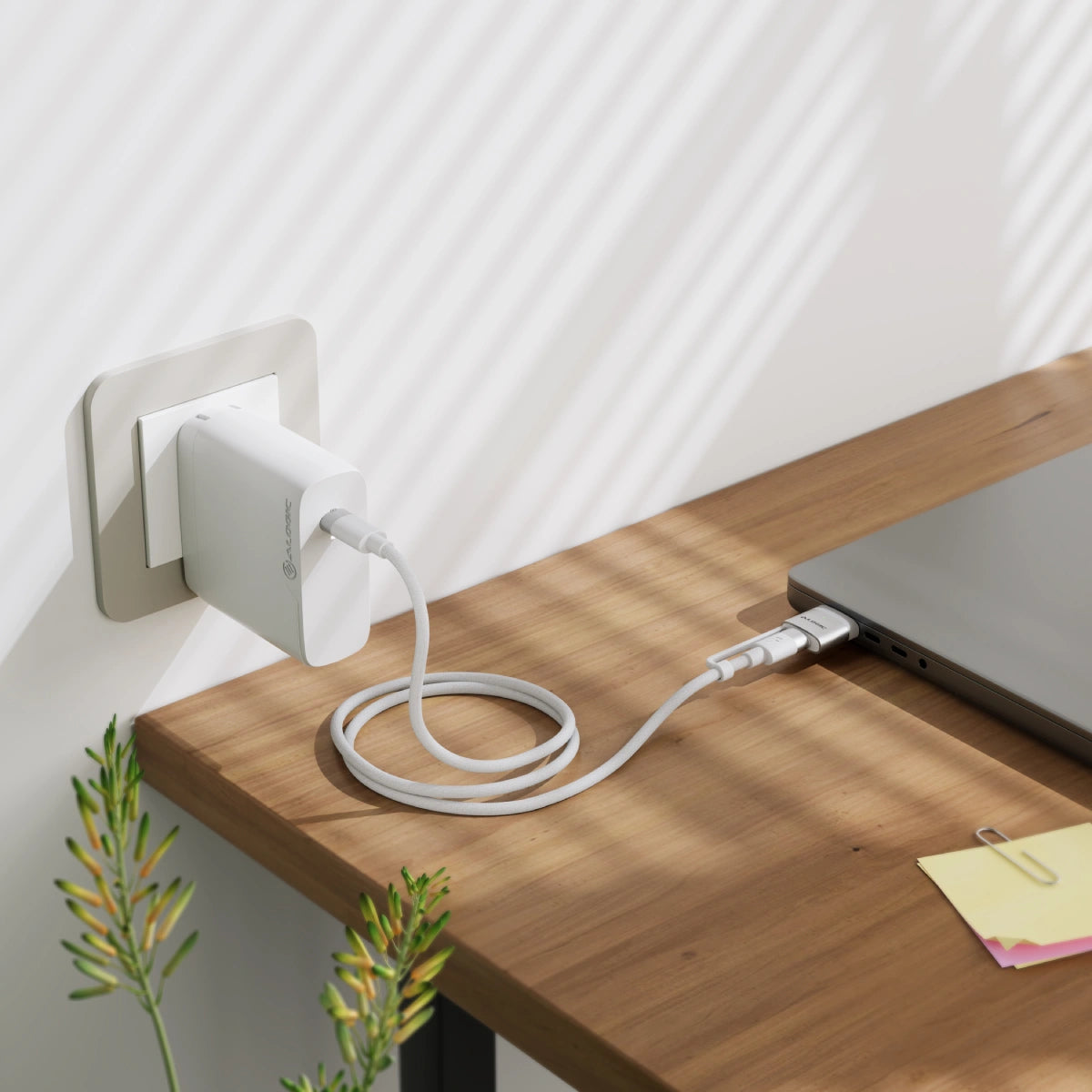 SnapSafe 240W USB-C to USB-C/MagSafe Charging Cable - 2m