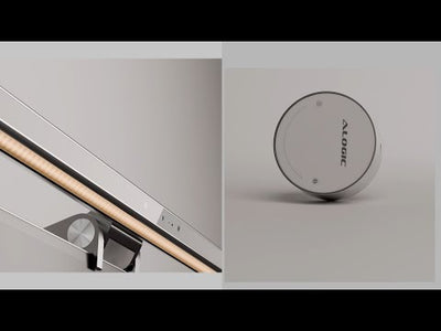 Illuminate USB-C Light Bar with 4K Autofocus Webcam