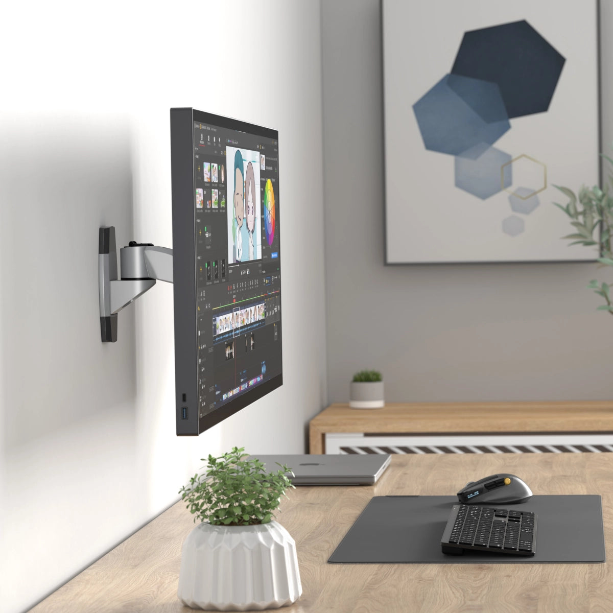 Anchor Adjustable Wall Mount for Monitors up to 14KG