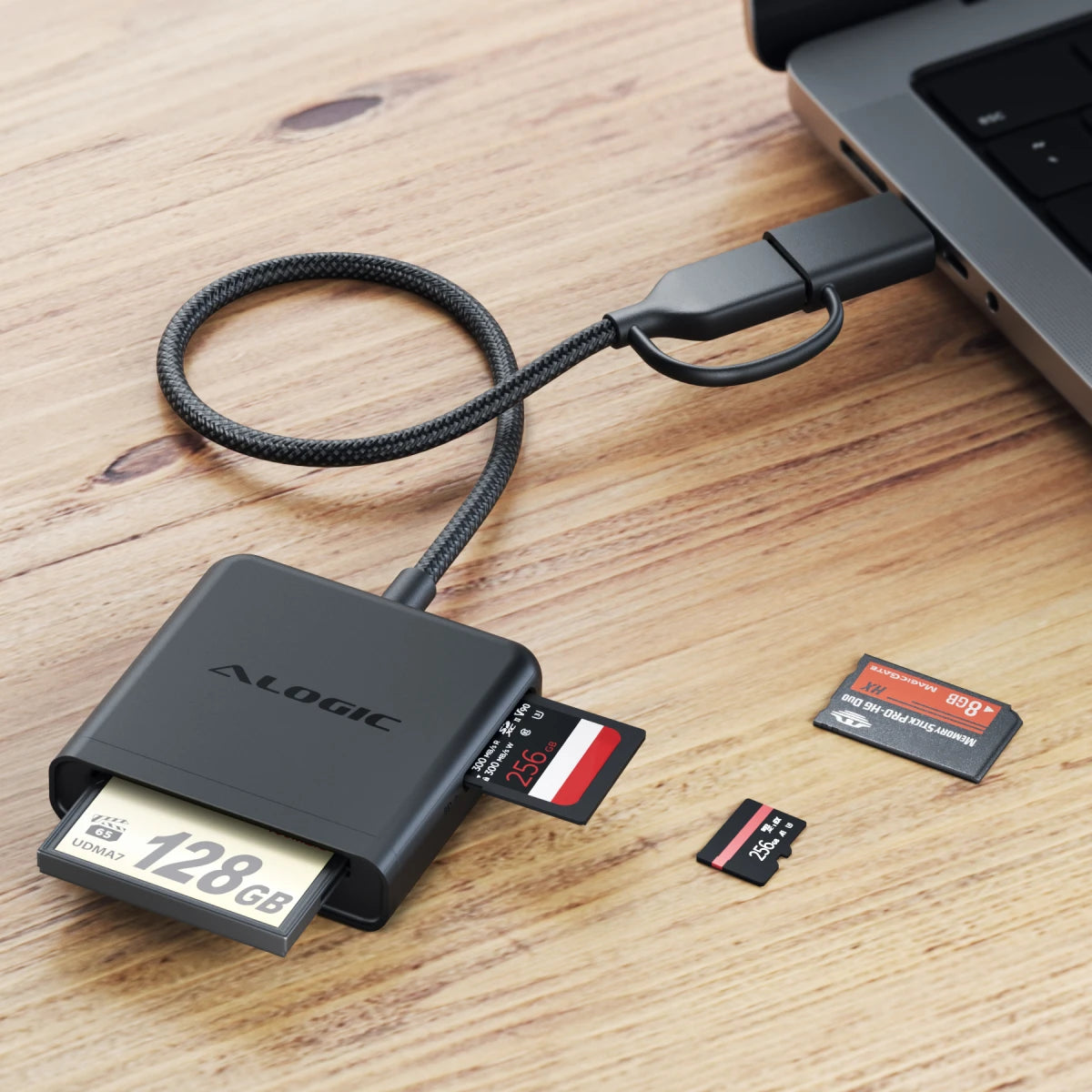 Flash Maxi Universal 4-in-1 USB Card Reader