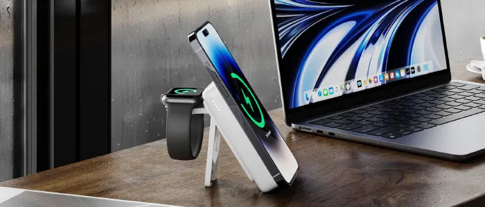 Lift 4-in-1 MagSafe Compatible Wireless Charging 10,000mAh Power Bank