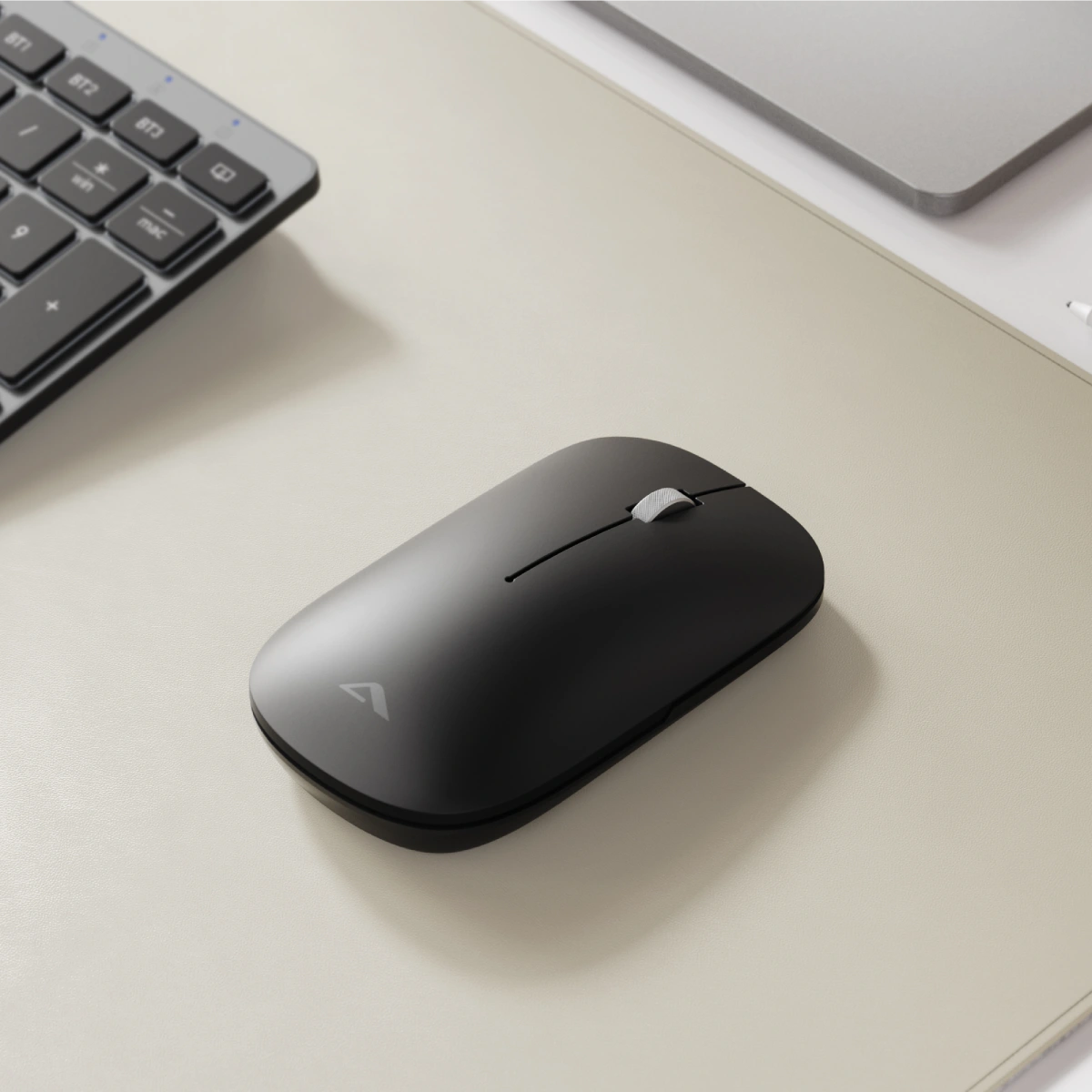 Hush USB-C Rechargeable Wireless Mouse