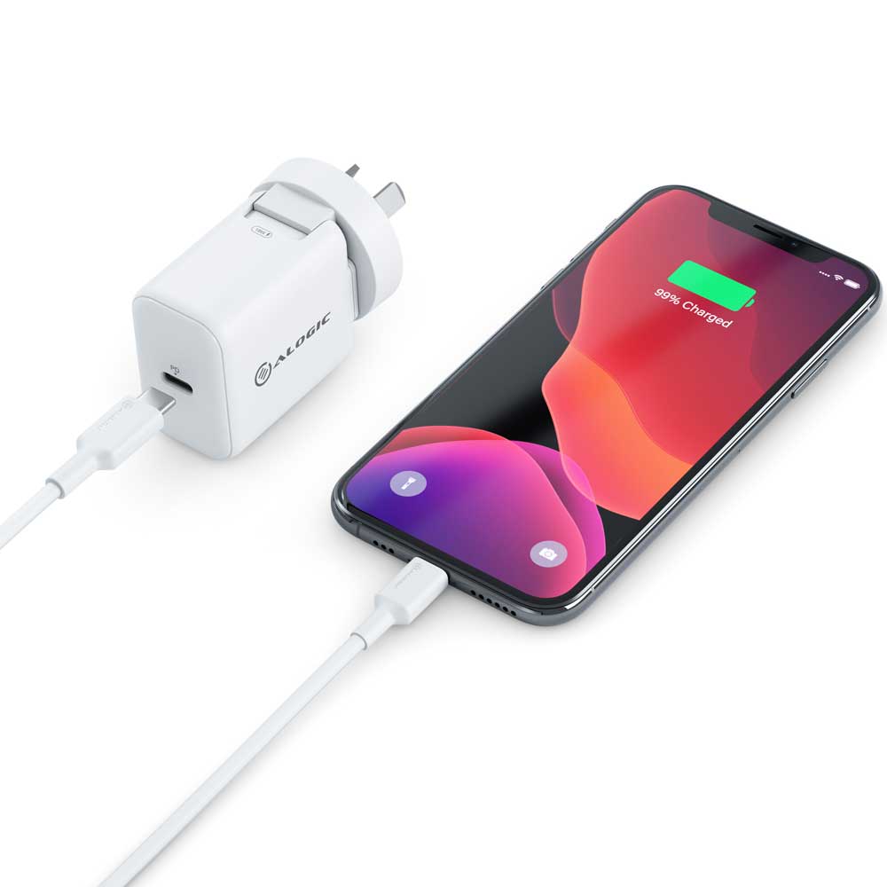 combo-pack-usb-c-18w-wall-charger-with-power-delivery-and-usb-c-to-lightning-cable-white_1